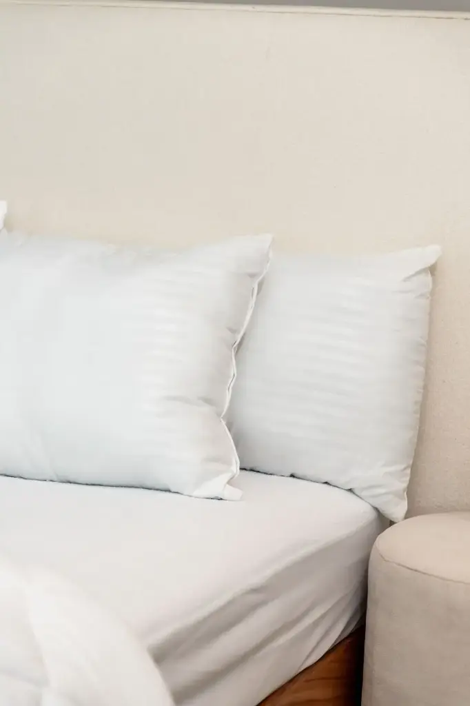 Almohada Estándar - Hotelera